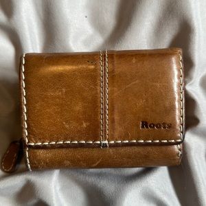 Roots wallet